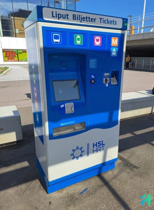 HSL ticket machine at Helsinki Airport